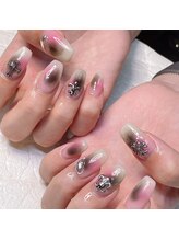 シュシュ(Chou chou)/チーク×パーツネイル