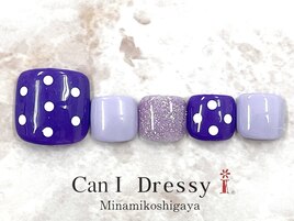 ラメと貝殻ネイル