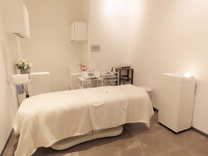 アンソレイエ 新宿の写真