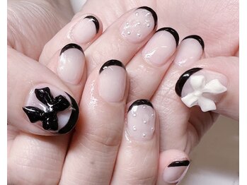 アルーシェ 平井(Alushe)/話題リボン×モノトーンフレンチ