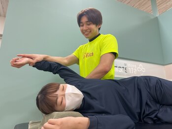 ポジティブストレッチの写真/【ガチガチ肩こり・腰痛を伸ばして改善】日々の「疲れ」を伸ばして撃退！整体やマッサージと違う爽快感を♪