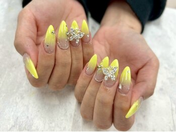 ネイルサロン レクラン(Nail Salon L'ecrin)の写真/折れてしまった爪も1本から長さだしOK！[ジェル長さだし1本¥550～]個性派さんにはアートコースがオススメ☆