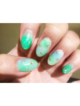 シンプル系（オフィス・日常）が得意