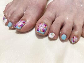 ハワイ風フットネイル