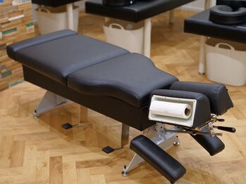 シンジュクの鍼灸整骨院(Shinjukuの鍼灸整骨院)/西新宿【Shinjukuの整骨院】