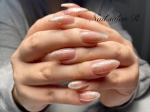 ネイルサロン アール(Nail salon R)/持ち込みデザイン