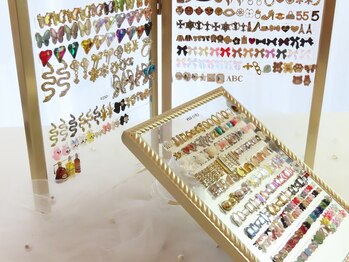 ストーンも沢山あります♪