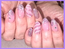 パープルの爪屋