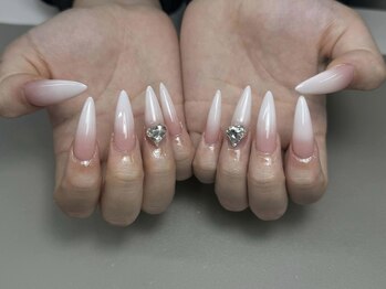 ノヴァ ネイル 心斎橋店(Nova Nail)/