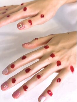 リシャール 八王子店(Re:chaLu)の写真/ケア重視のネイルサロン。ハンドケアメニューも充実◎完全個室のプライベート空間で癒し時間を♪