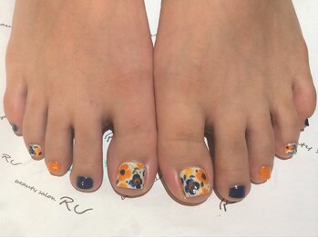 アールユー RU beauty salon/秋ネイルFOOT