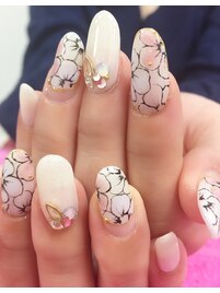 手描きフラワーネイル
