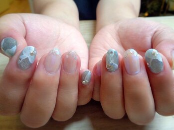 アミュリー ネイル アトリエ(Amury nail atelier)/オーロラ シアー シェル 大人