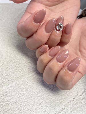 nail salon  Briller