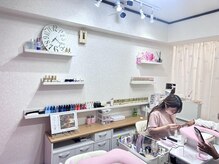 ニニコ 高田馬場(NiNiKo)の雰囲気（--ピンクがかわいい店内×高田馬場駅早稲田口目の前のビル--）