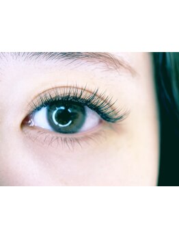 ナチュラル上品な目元にしたい