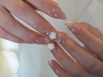 ラボテ ニュイ(laboT nuit)の写真/【本通駅徒歩3分/夜22:00まで営業】並木通りの人気店"laboT"の2号店☆ニュアンスネイルが得意なサロン♪