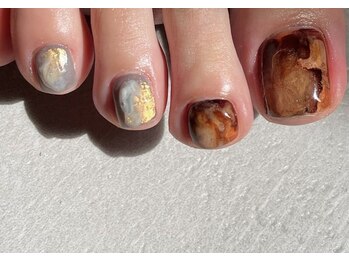 WA ネイル アンド ビューティー(WA nail & beauty)の写真/《フットネイルで夏の準備》足元までオシャレを♪あなただけのデザインのご提案を！
