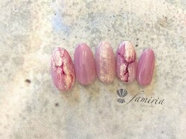 ピンク大理石