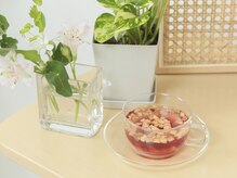 フローラ(Flora)の雰囲気（フルーツたっぷりのアフタードリンク付き♪施術後もほっこり＾＾）