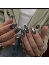 リリ ネイルアンドアイラッシュ(LiRi nail&eyelash)/ダークマグネット