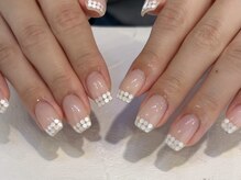 ネオリーブシェリエ 浅草店(Neolive cherie)/先端ホログラムデザイン