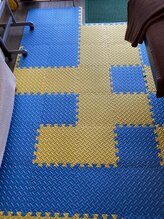 晴れる屋/ウクライナカラー