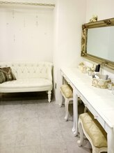 カロン(kalon)/ドレッサー完備！！