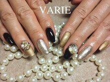 ヴァリエ(VARIE)/大人シンプルネイル