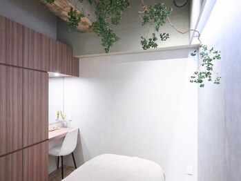 スイウ 江戸川橋店(SUiU)/完全個室の施術ルーム１