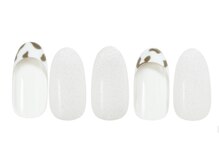 テテドットジェイ(Tete.J)/WH5　5500円（甘皮ケア込み）