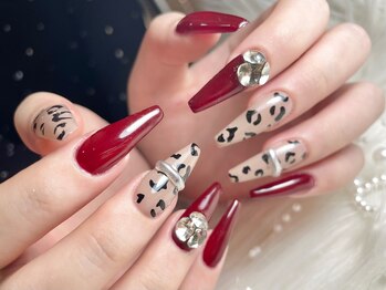ロング ヒョウ柄ネイル