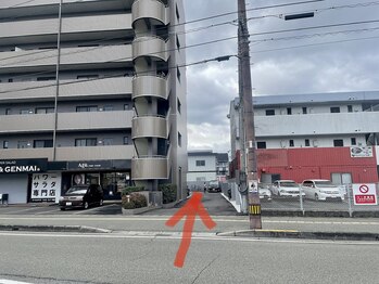 イロカ(Iroka)/駐車場についてご確認下さい。