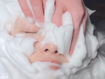 リスキン(Re:Skin)の写真/根本改善リフトアップコース◎新規¥7,500/つや肌で、若々しい見た目へ!エイジングケアは当サロンへ◎