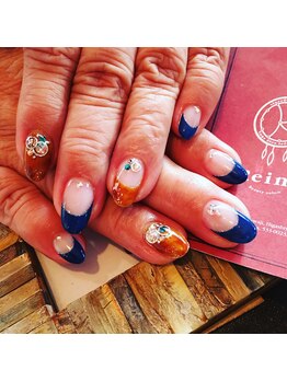 ネイルアンドアイラッシュ レーヌ(Reine)/