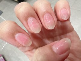 上品な桜色クリアネイル