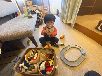 子育てママの整体サロン/施術中のお子様の様子