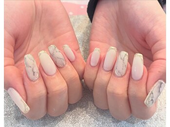シャイン ネイルアンドアイラッシュ(Shine Nail & Eyelash)/ニュアンスネイル