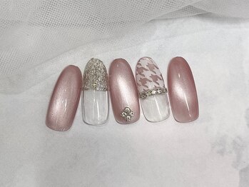 キューティプティ新宿の写真/【初回オフ無料/何度でも同価格】シンプルコース¥7150~★迷ってしまうほど豊富なデザインは400種類以上♪