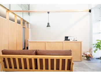 徳島藍住整骨院 ザ ビー(THE B)/受付