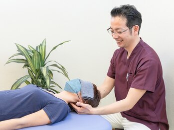 おはな整骨院 茅ヶ崎の写真/【いつまでも固まっている首】ガチガチ首肩をスッと軽く根本ケアをします