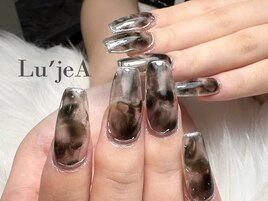 クリアブラック×ニュアンス