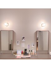 メームプラスリム(meme+LIM)/メイク直しスペース