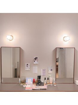 メームプラスリム(meme+LIM)/メイク直しスペース