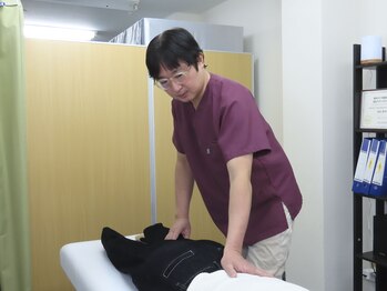 新宿ナーブ整体院の写真/新宿の自律神経専門整体で腰の悩みを解消！シナプス療法で心身ともに軽やかに♪