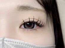 コム 草加マルイ店(com by neolive)/キュートなお目元！フラット100