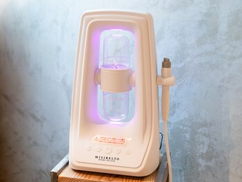 ディシェーレ アスト/ハイドロフェイシャル