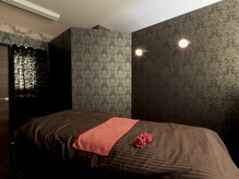 マホラ 本店(Mahora)の雰囲気(白とピンクを基調として癒し空間で心もからだもリラックス)