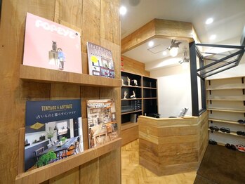 シンジュクの鍼灸整骨院(Shinjukuの鍼灸整骨院)/西新宿【Shinjukuの整骨院】