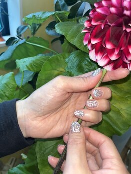 ワッツ ユア ネイルストーリー(What’s your nail story?)/フラッシュネイル